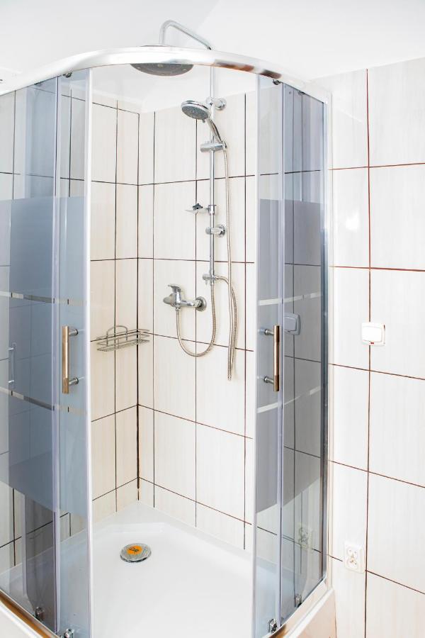 Lesny Azyl Bory Tucholskie Gostycyn Exterior foto
